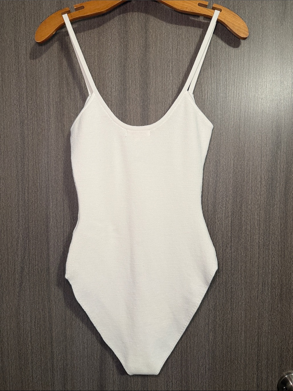 GB Girls White Scoop Neck Bodysuit Size Small EUC